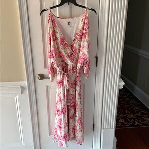 Anne Klein White Garment Label